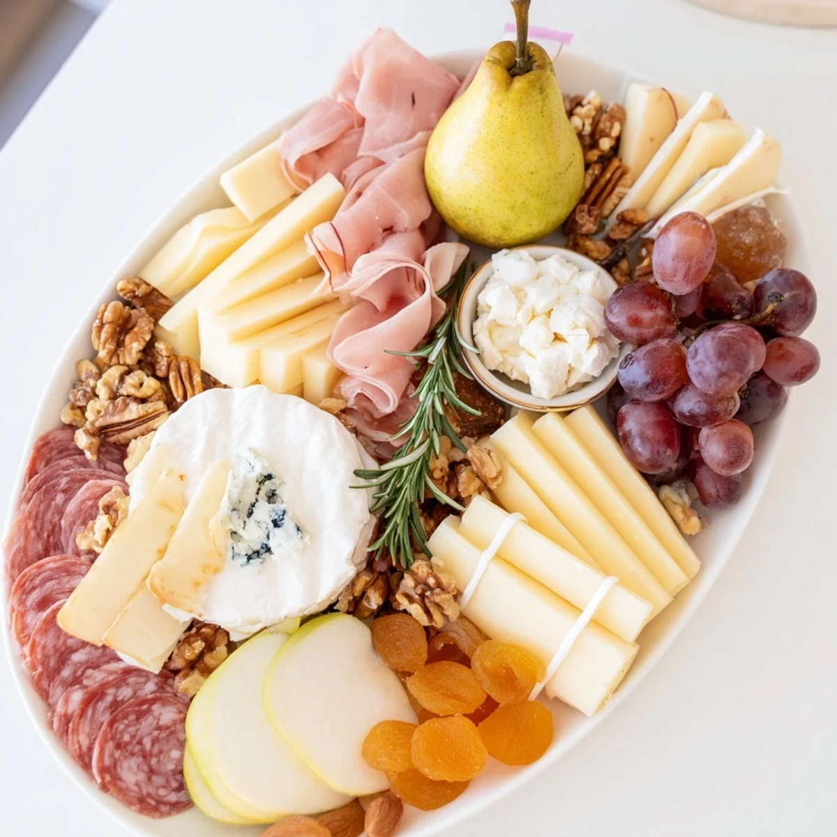 Rugby Ball Käse Platte